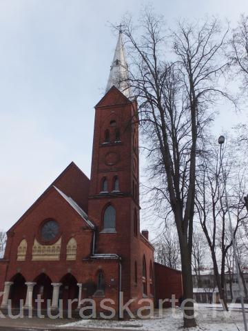 Rēzeknes Sv. Trīsvienības Evenģēliski luteriskā baznīca